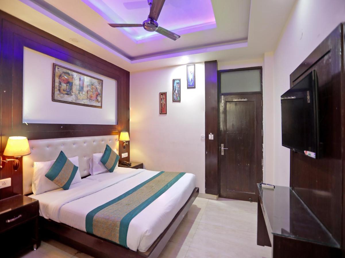 Hotel Tashkent Palace - Near New Delhi Railway Station Νέο Δελχί Εξωτερικό φωτογραφία