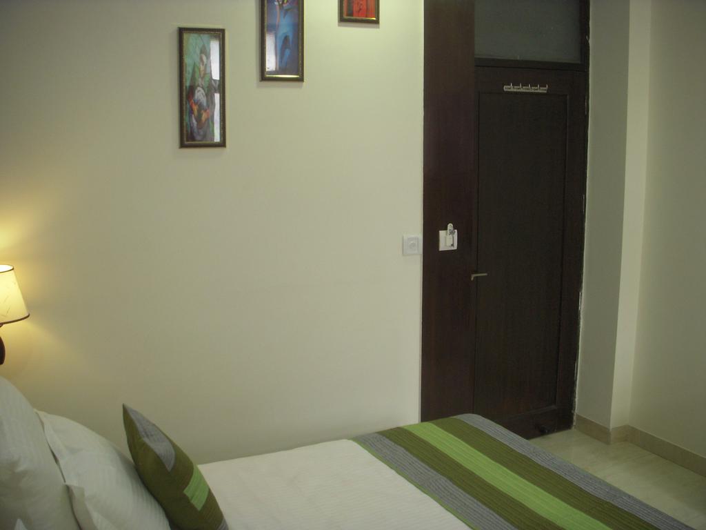 Hotel Tashkent Palace - Near New Delhi Railway Station Νέο Δελχί Εξωτερικό φωτογραφία